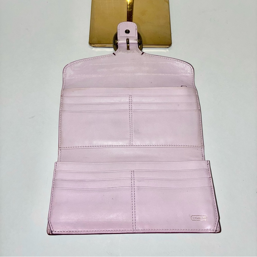 Y2K Coach Burgundy Patent Leather Bleecker Brass Buckle Trifold Wallet - Picture 4 of 6